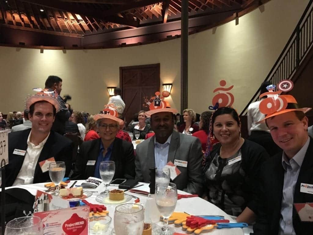 Project MEND at SA Business Journal Awards From L to R: Lee McKenna (Board Member), Cathy Valdez (CEO), Dexter Moon (Board Member), Marcie Casas (Board Member), Charlie Weil (Board Member) at the 2017 San Antonio Business Journal Awards